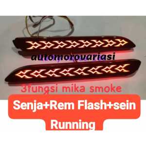 Reflector Bumper Belakang Lampu Mata Kucing Bumper bawah Innova 2009-2015/Fortuner 2012-2015/Camry 2006-2015 Lampu Led 4kabel 3fungsi sein Running mika Merah Mika Smoke