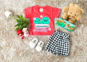 Setelan Anak Bayi Perempuan / Setelan Anak Bayi Motif Love Family Estimasi Usia 0-9 Bulan