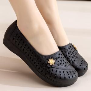 [Free Shipping] New Summer Breathable Mesh Hole Sandals for Women Soft Sole Work Shoes Waterproof Rain Shoes for Middle-Aged and Elderly Women Mom Shoes
