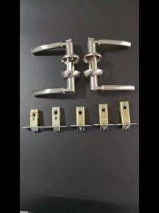 【Ship in 24H】Bathroom Three-Pole Handle Lock Kitchen Balcony Door Lock Handle Bathroom BK Keyless Upper Lower Hole Distance 40mm