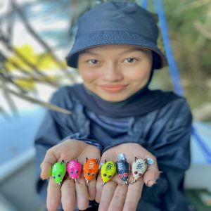 Rengit Soft Frog - Yanie  3.7CM 5.5G - Rengitfisherman + Yanie Soft Frog （UV）GLOW IN DARK Handmade Indonesia Easy Strike Best for Anglers Katak UmpanHaruanKatak LembutToman