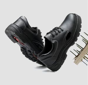 รองเท้าหัวเหล็ก Safety shoes  ไซส์40-45 มีสินค้าพร้อมส่ง รองเท้านิรภัย รองเท้าหนังหัวเหล็ก HK012