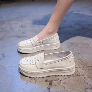[Free Shipping] Nurse Shoes For Women Soft-Soled Breathable Height-Increasing Non-Slip Comfortable For The Feet Summer Perforated Sandals White Shoes White