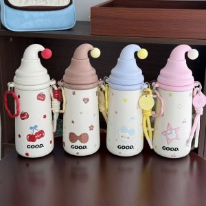 MAOMEI Hoạt hình Bình nước giữ nhiệt Ngôi sao 600ml Bình giữ nhiệt Không chứa BPA Có thể tái sử dụng. Cốc có ống hút Các môn thể thao ngoài trời.