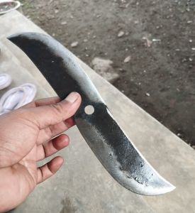 Pisau pencacah rumput.untuk dinamo pompa air/parutan kelapa/sanyo/grinda 25cm