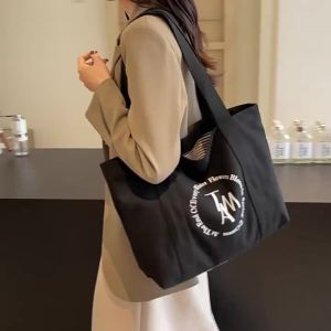 2024 Autumn New Canvas Letter Print Retro Tote Bag Large Capacity Shoulder Bag Lightweight Versatile Bag