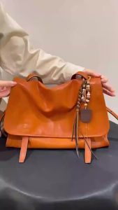 Qiu Zhi vegetable-tanned sheepskin messenger bag large capacity suitable for commuting and casual wear crossbody bag for women