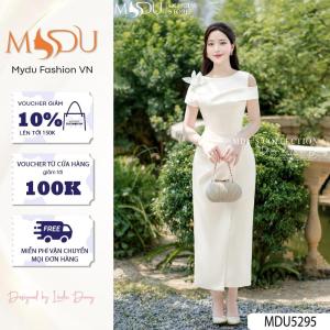 Váy Thiết Kế MDU5295 Lụa Twist Satin Vân Trắng Kem Dáng Dài Ôm Suông Sang Trọng Và Tinh Tế Từ MDU