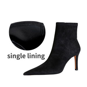 IELGY รองเท้าบูทสำหรับผู้หญิงสีดำปลายแหลมสีดำรองเท้าบูทออกงานเลี้ยงบางเซ็กซี่เรียบง่ายสไตล์ยุโรปและอเมริการองเท้าส้นเข็ม Sepatu BOOT Pendek ยีนส์