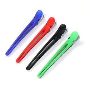 Kẹp tóc đồ nghề khi cắt tóc hay tạo kiểu