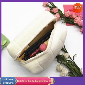 Graceful Cute Fur Makeup Bag For Women Zipper Large Solid Color Cosmetic Bag Travel Cosmetic Bags Cute Mini Zipper Toiletry Bag