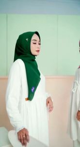 Jilbab hijab kerudung krudung segi empat jumbo syari laser cut wanita dewasa terbaru new terlaris terkini modern kekinian murah viral 2022 Arrafi AR 541 adem mudah di bentuk cantik bahan voal ori premium cantik bayar di tempat COD gratis ongkir