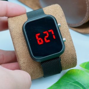 นาฬิกาข้อมือ แฟชั่น LED นาฬิกาแม่เหล็กดิจิตอลปรับได้