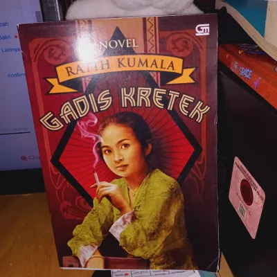 NOVEL : GADIS KRETEK BY RATIH KUMALA