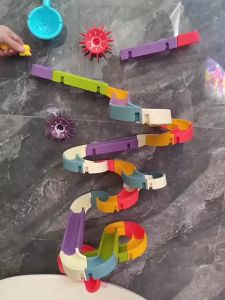 FCBaby Bath Toys Wall Bathtub Toy Assembling Slide Wind-Up Duck Slide Bathroom Shower Tracks Water Toys for Toddlers Kids Gifts