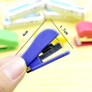 [Msia Seller]Mini Portable Stapler With Free Refill for Office Use Mini Stapler With Free Refill......