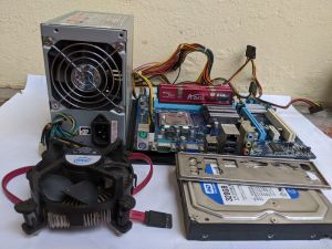 Combo main h61 ram  chip core i ổ nguồn ( full 1 bộ sẵn win)