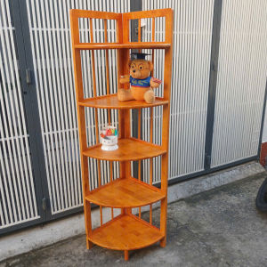 Kệ góc 5 tầng sâu 38cm ngang 38cm cao 157 cm gỗ cao su màu cherry bóng đẹp đã xử lý tẩm sấy chống mối mọt bền hơn nhiều so với gỗ thông và MDF. Đa năng dễ di dời.tháo ráp.