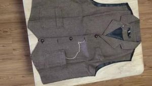 Time-limitedMens Retro Lapel Chain Vest Fashion Herringbone Coarse Tweed Pockets Suit Vest British Casual Vintage Gentleman Leisure PartyL82