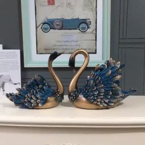 Livingmall 1PC Swan Statue Home Decor Sculpture Modern Home Decor Living Room Bedroom Cabinet Ornament Crafts Wedding Gifts for Friends Couples