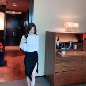 Ammin 2024 mùa xuân cổ tròn màu trơn tối thiểu đa năng thanh lịch áo tay áo dài phụ nữ công sở thường ngày đi làm Kết cấu màu trơn sơ mi nữ