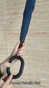 Payung Terbalik Besar 2 Lapis Kain Gagang C / Payung terbalik / Payung Terbalik Reverse Umbrella / Payung Mobil Besar Gagang