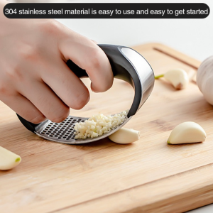 Stainless Steel Garlic Mincer Garlic Press Garlic Grinder Manual Ginger Mincing Masher