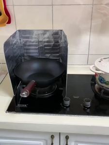 Pelindung Percikan Minyak Dapur Pelindung Percikan Kompor Gas Pelindung Percikan Minyak Papan Isolasi Panas Pelindung Percikan Minyak dari Aluminium Foil Tahan Suhu Tinggi Penyimpanan Mudah + Minyak Sulit Percik + Perlindungan Isolasi Panas