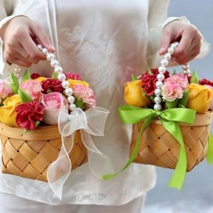 LUMINOU Handwoven Imitation Rattan Handhold with Riddon Bow with Pearl Hand-held Braid Storage Baskets Household Vegetable Fruit Flowers Holder Home Decoration /Restaurant Serving Tabletop Display
