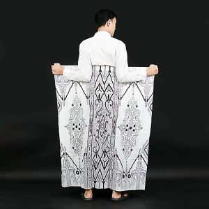 SARUNG BATIK PRIA MOTIF KEKINIAN HALUS NYAMAN ELEGAN.
