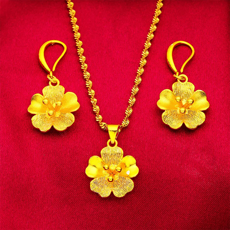 18K Saudi Gold Pawnable Flower Pendant Necklace Earring Set