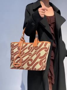 New Women Printed Tote Bag Canvas PU Splicing Handbag Large Capacity Garden Bag Versatile Ladies Shoulder Daily Shopping Bolsas2026