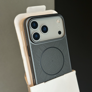 Honeycomb Heat Dissipation Mesh Holes Magnetic Case For iPhone 17 16 15 14 Plus 13 12 11 18 Pro Max For Magsafe Slim Hard Cover