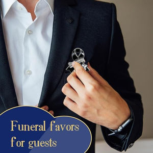 เครื่องประดับหน้าอก การแสดงความเสียใจ เคร่งขรึมและมีศักดิ์ศรี ในความทรงจำ ฝีมือประณีต กิจกรรมรำลึก