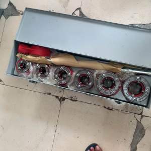 Ridgid Model 12R 1/2 to 2 Ratchet Pipe Threader Set