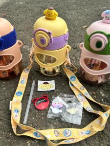 BOTOL MINUM LUCU KARAKTER SANRIO ANTI TUMPAH/BOTOL MINUM TALI PANJANG LUCU 700ML HX 3032