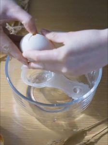 SUNATUR Electric Hand Mixer 300W5-Speed Egg Beater with Storage Base&Steel WhisksFor Baking