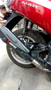 Knalpot Akrapovic: Tameng Optimal untuk Motor PCX, Vario, CBR, R15 & GSX