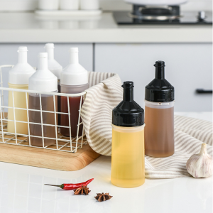 250ml Kitchen Squeeze Seasoning Bottle Leak-Proof Condiment Bottles Plastic Oil Vinegar Sauce Ketchup Salad Cruet Can Container
