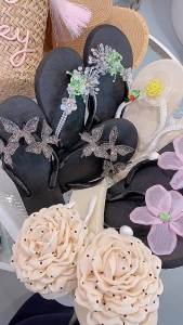 HD3467 Heavy-Duty Rhinestone Butterfly Flip-Flops With 3D Rose Design For Summer Outdoor Wear