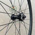 Bánh bộ carbon SPEEDX 700c 5cm. 