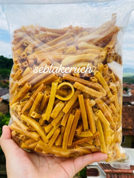 seblak%20potato/noni%20noni%201kg%20pedas%20daun%20jeruk%20dan%20original%20daun%20jeruk%201kg%20500gr%20200gr%20100gr%20-%20Image%204