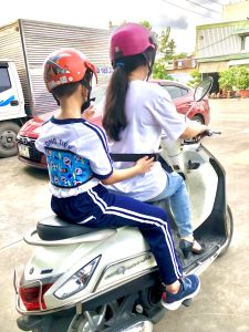 Đai Lớn đi xe máy an toàn cho bé hàng Việt Nam - Đai nịch đi xe máy an toàn cho bé - Điều chỉnh được kích thước - Bảo vệ an toàn cho con và gia đình