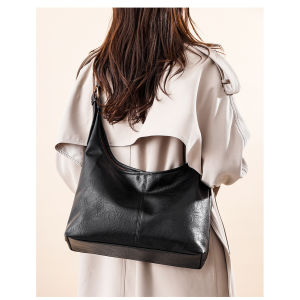 IELGY Fashion Trend Large-Capacity Tote Bag Retro Casual One-Shoulder Trend Commuter Bag