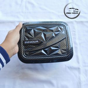 Tank Cover Innova Lama Cover Tutup  Tangki Bensin Innova Lama 2004 - 2015 Glossy Carbon