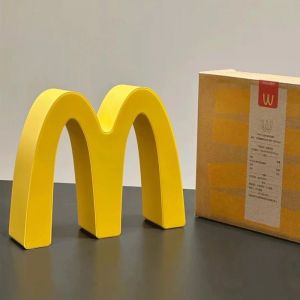 MLADEN พร้อมส่ง แสงกลางคืน McDonalds ไฟ led แบบชาร์จไฟได้ โคมไฟหัวเตียง ของขวัญวันเกิด