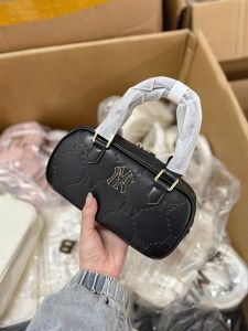 túi xách tay và đeo chéo trống nữ size 22cm*6cm*10cm