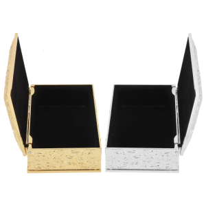 European Vintage Hinged Lid Box With Spacious Compartments For Rings Necklace Organizing On Dresser