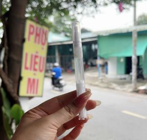 Cân Bằng PH Cho Mi Uốn Và Khử Kiềm Lông Mi Uốn Hàn Quốc ( chiết 3ml ) Cân Độ bằng PH khử Kiềm cho mi LASH CLINIC Korea