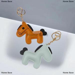 [COD] Home Base Lovely Leather Pony Keychain Cartoon Cute Zodiac Horse Pendant Car Keyring Backpack Hanging Decoration New Year Gift